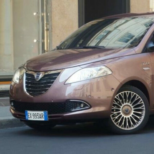 LANCIA YPSILON GOLD